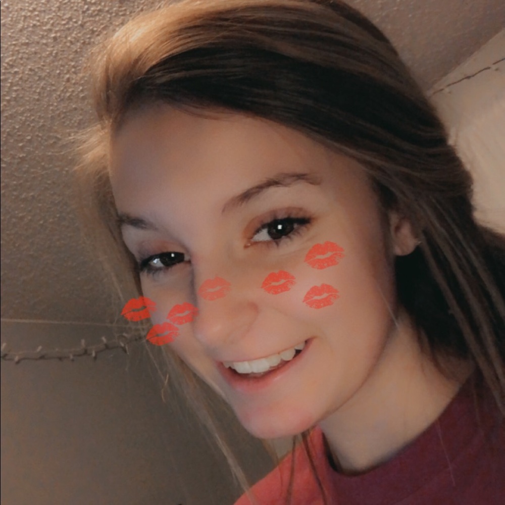 Meet your Posher, Haleigh